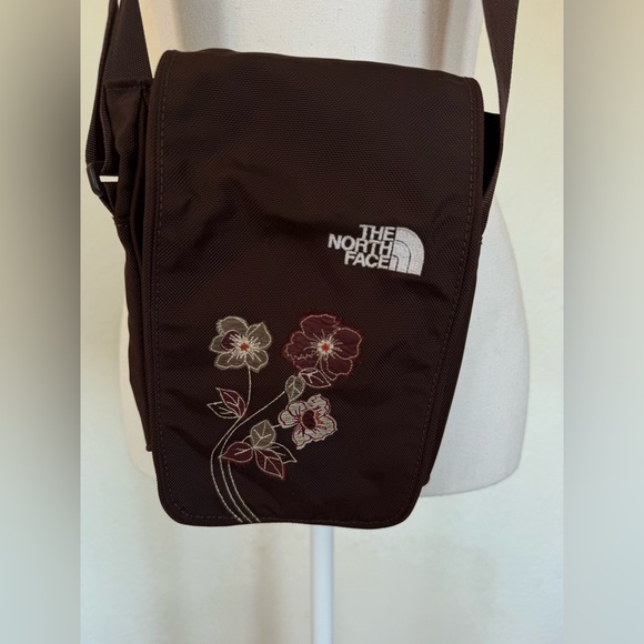 The North Face Crossbody Bag Floral Shoulder Bag Adjustable Strap - Picture 1 of 6